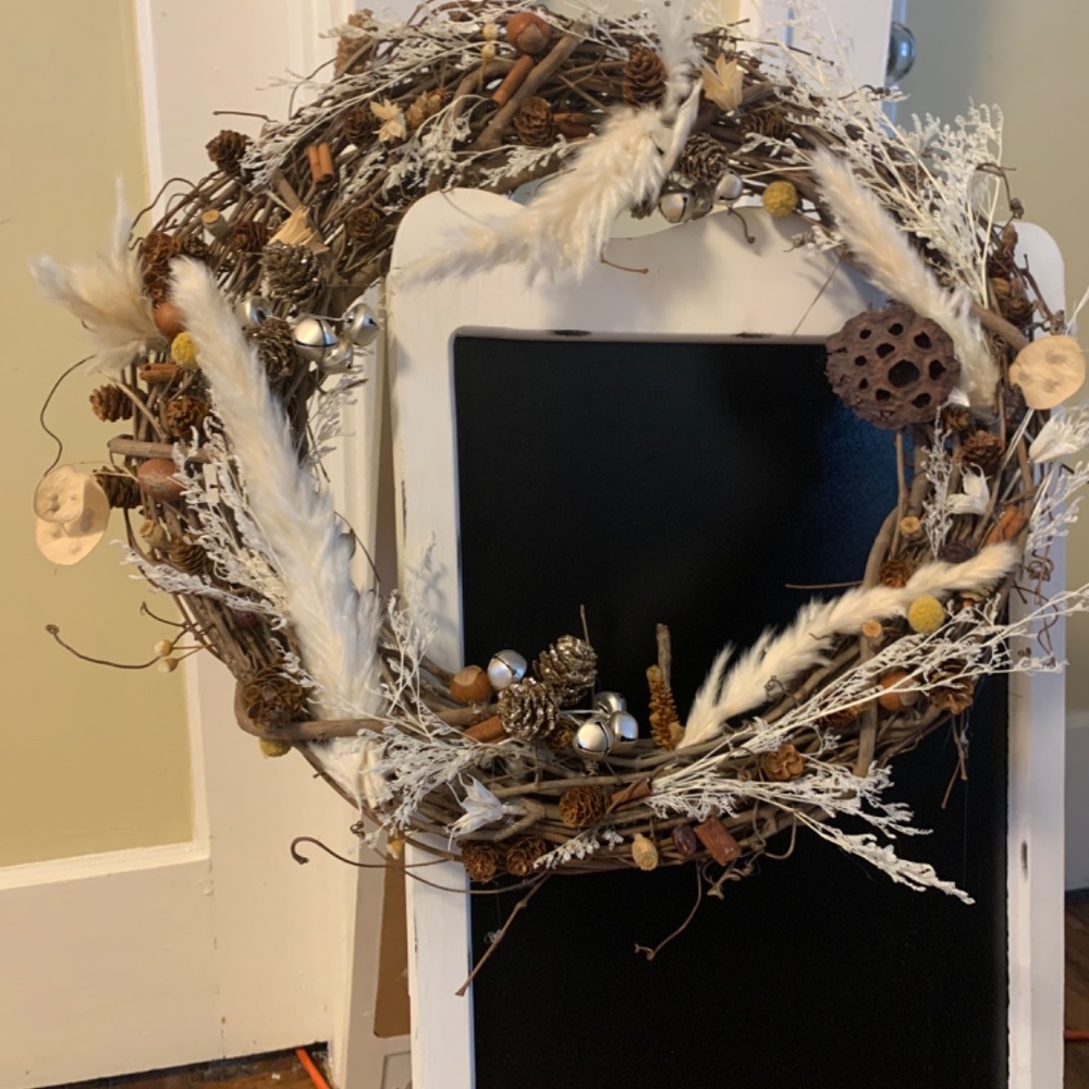 Winter wreath - Picture 2 of 2